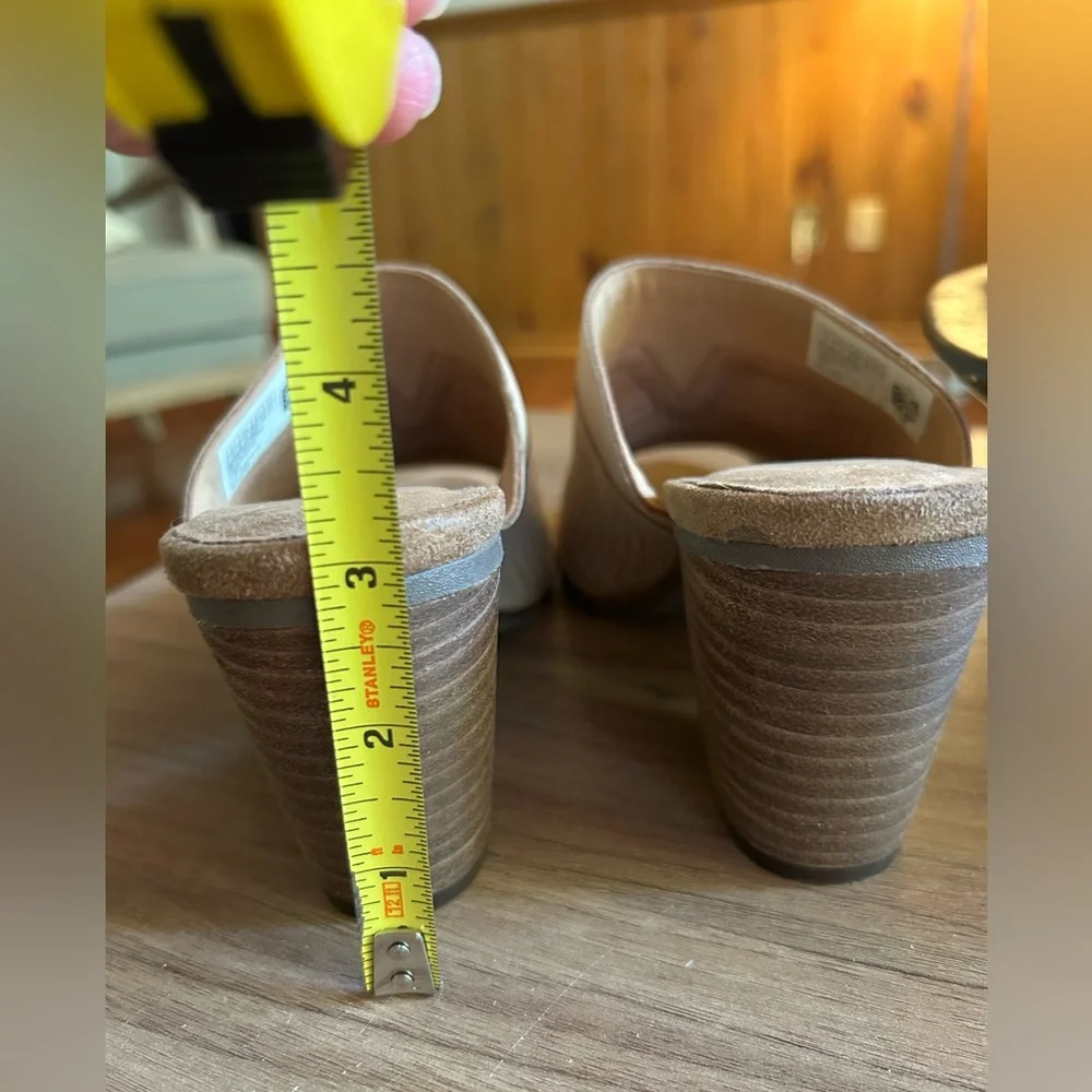 TOMS women’s sz 6 Majorca Mule sandals,sandstorm nubeck, versatile, new w/o box - Picture 9 of 10